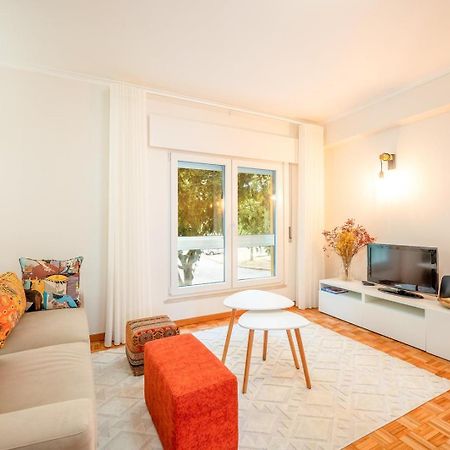Apartament Guestready - A Cosy Retreat In Lumiar Lizbona Zewnętrze zdjęcie